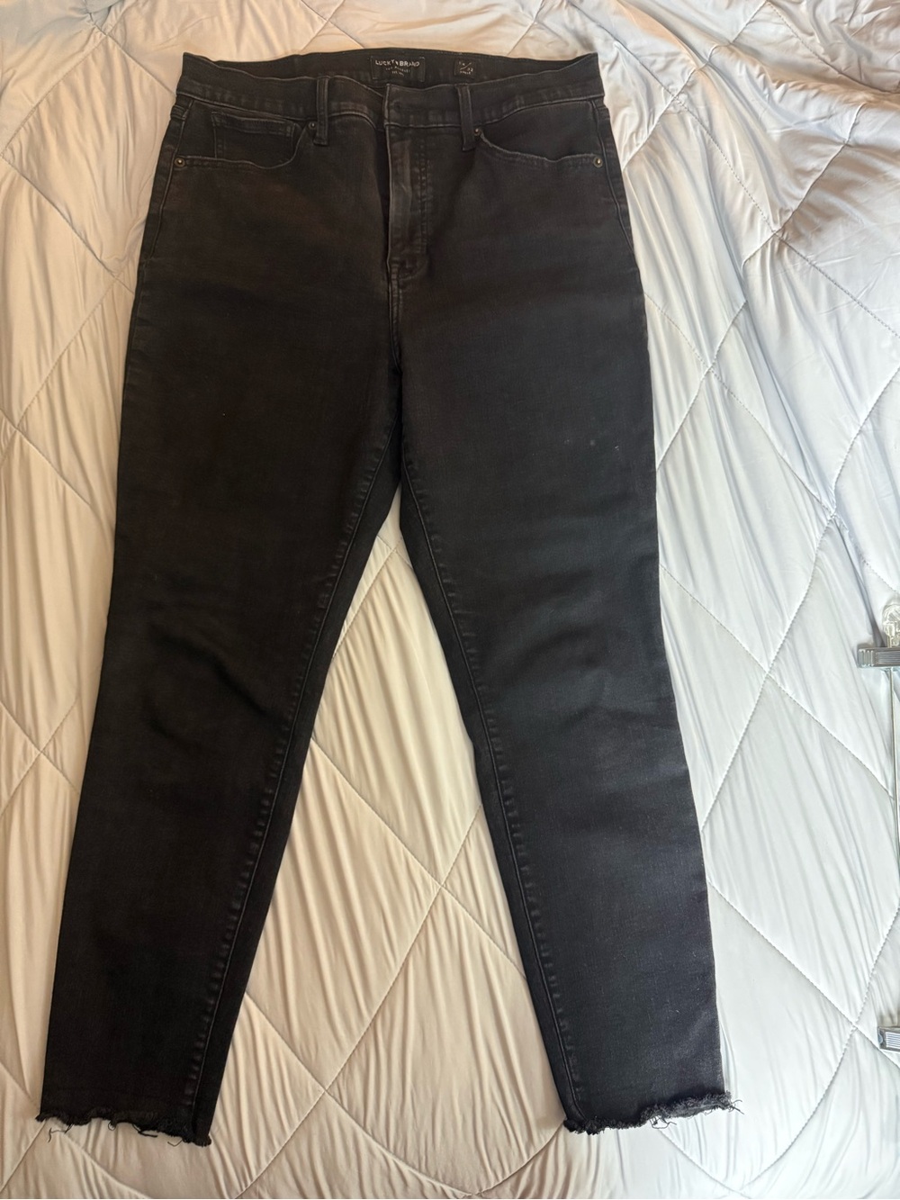 Lucky Brand Black Skinny Raw-Hem Jeans